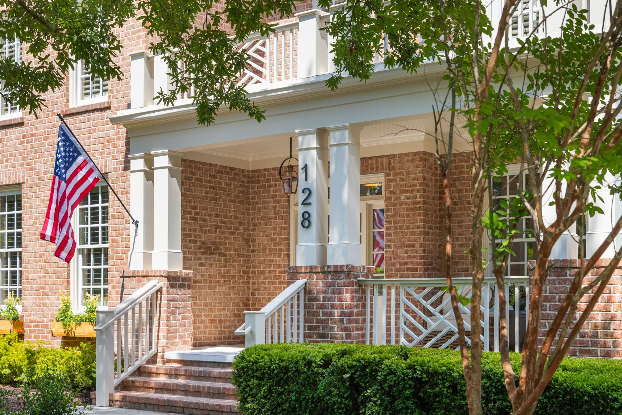 128 Addison Ave