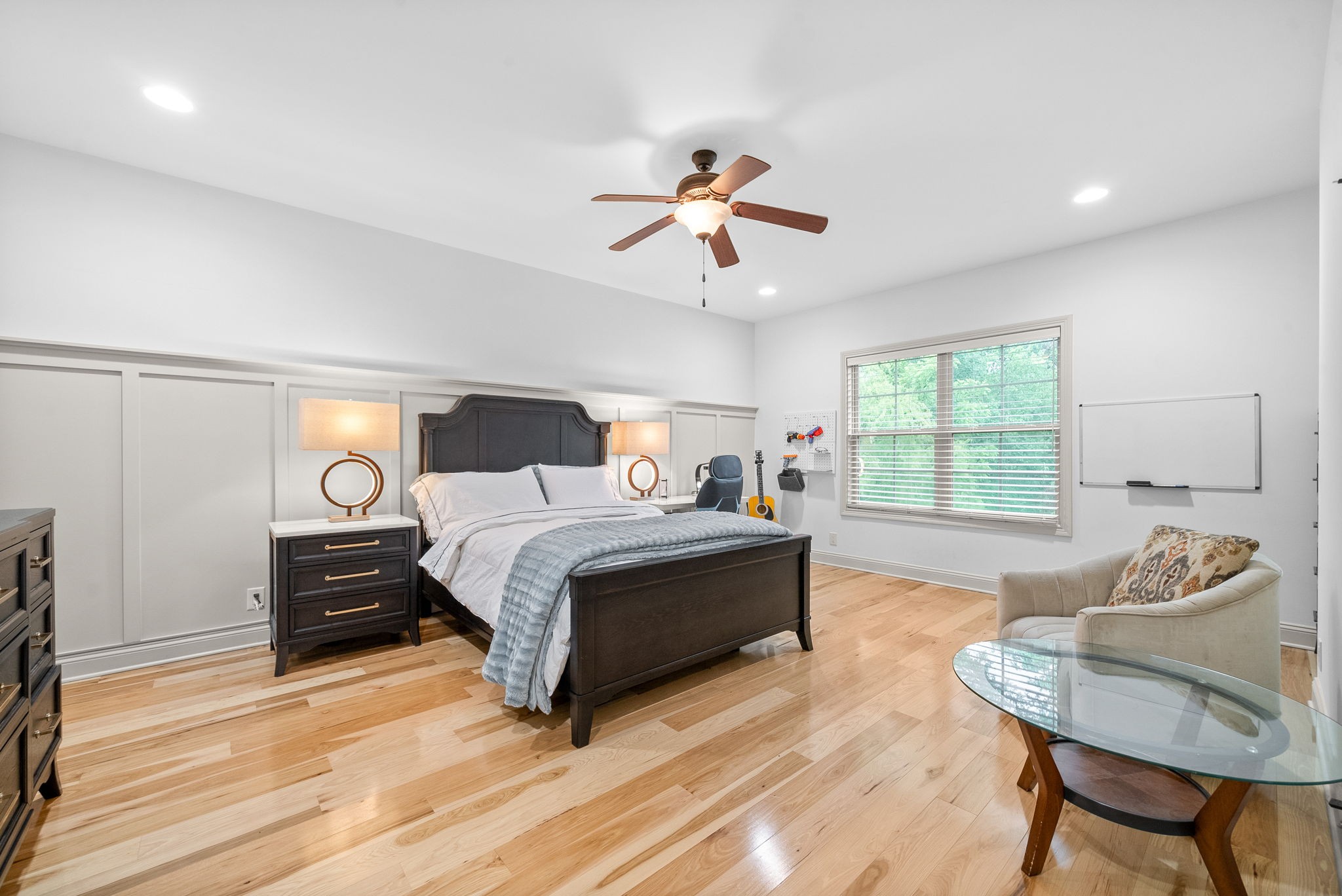 Clarksville, Tennessee 37043, United States, 5 Bedrooms Bedrooms, ,4 BathroomsBathrooms,Residential,Active,135614