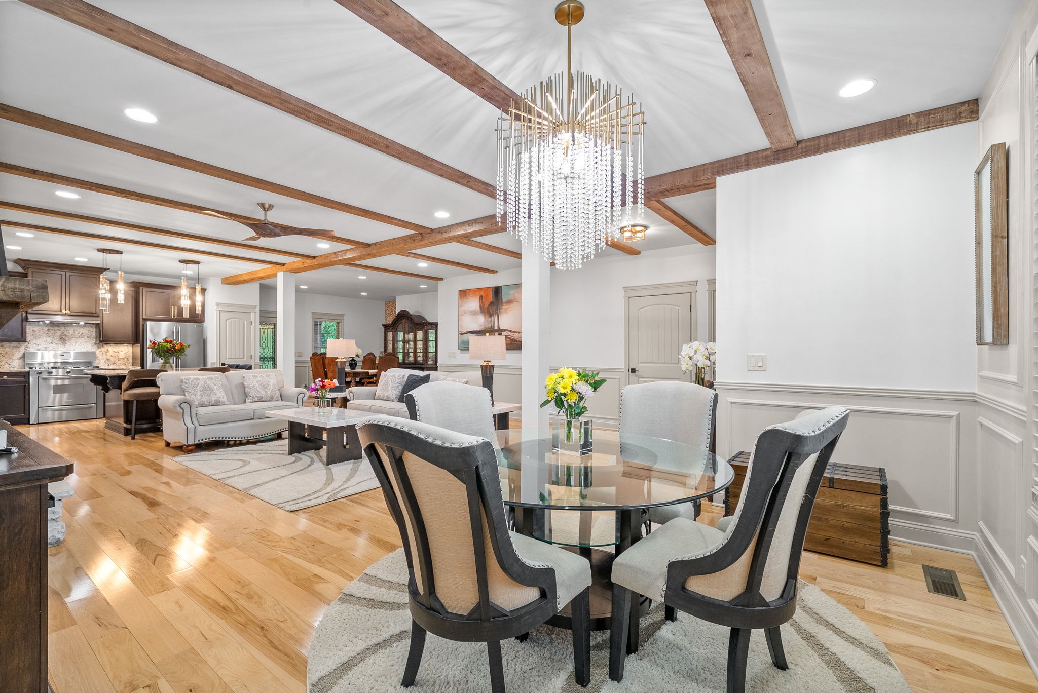 Clarksville, Tennessee 37043, United States, 5 Bedrooms Bedrooms, ,4 BathroomsBathrooms,Residential,Active,135614