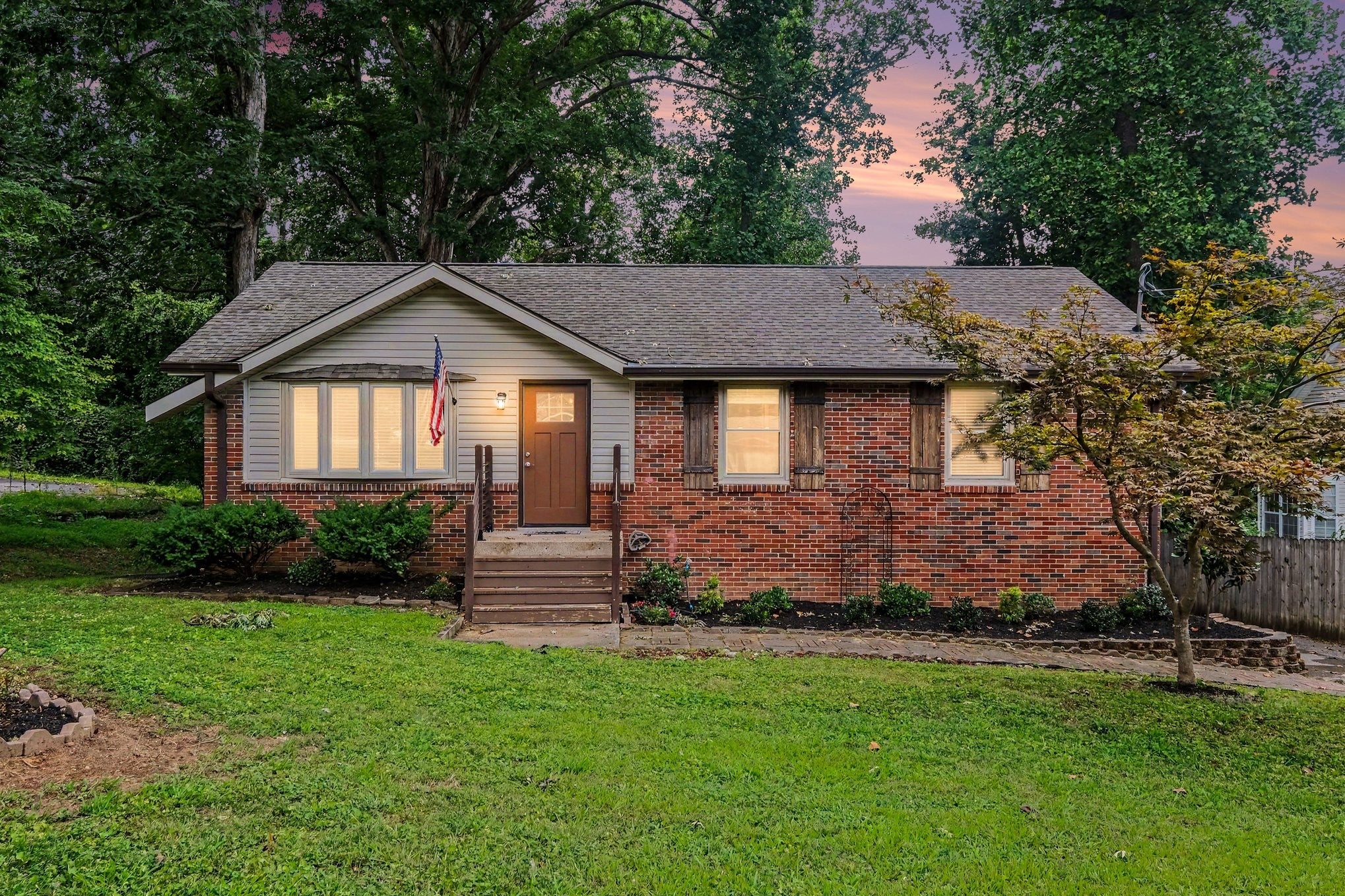 3-bed listing at 2433 Rychen Dr, Nashville