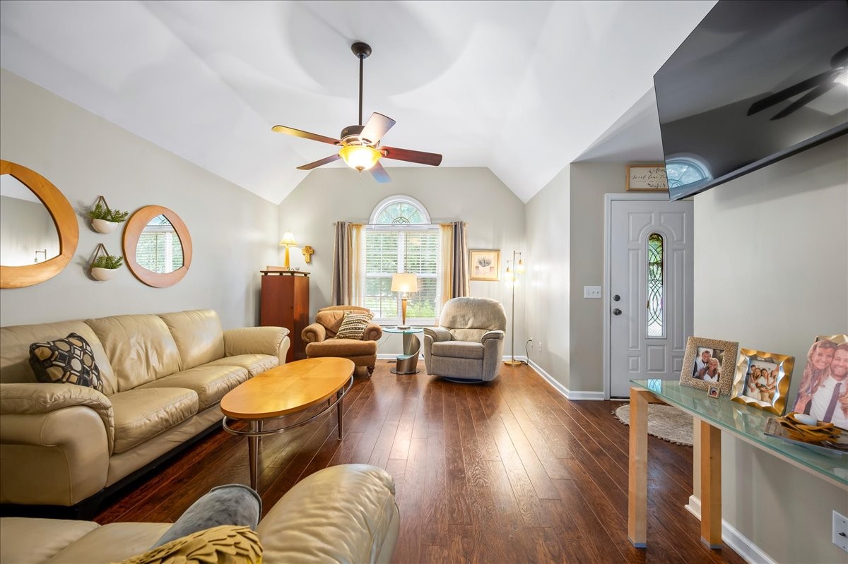 2836 Spring Meade Blvd