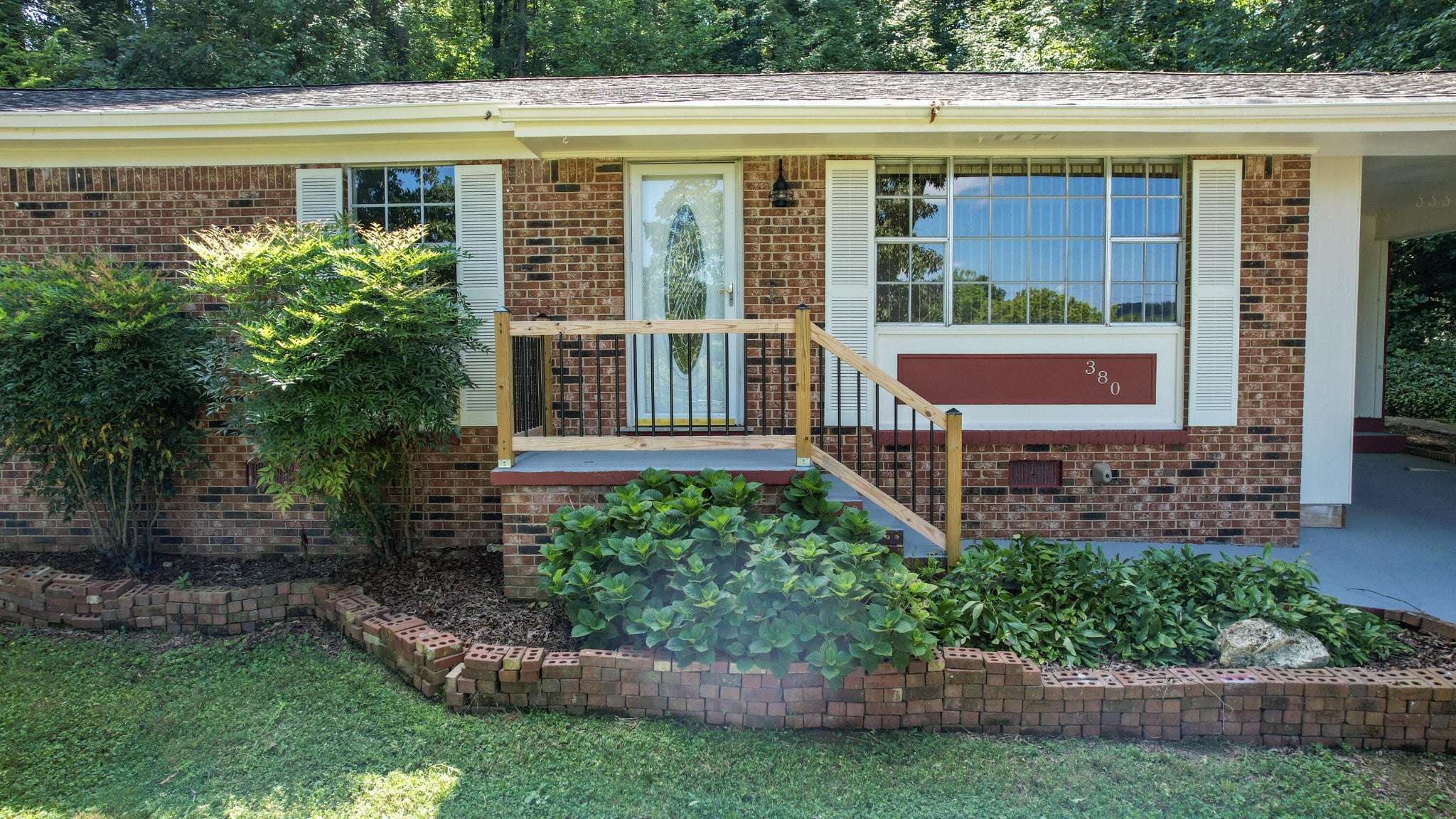 380 Morgan Johnston Circle NE