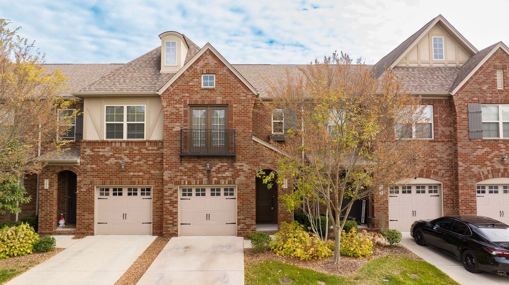 207 Bixby Private Ln