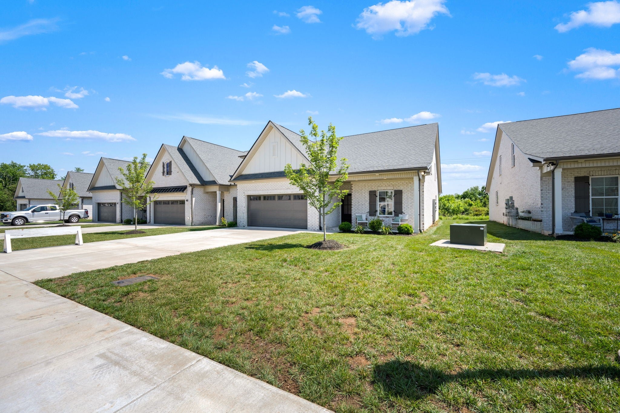 2290 Midland Rd 4A