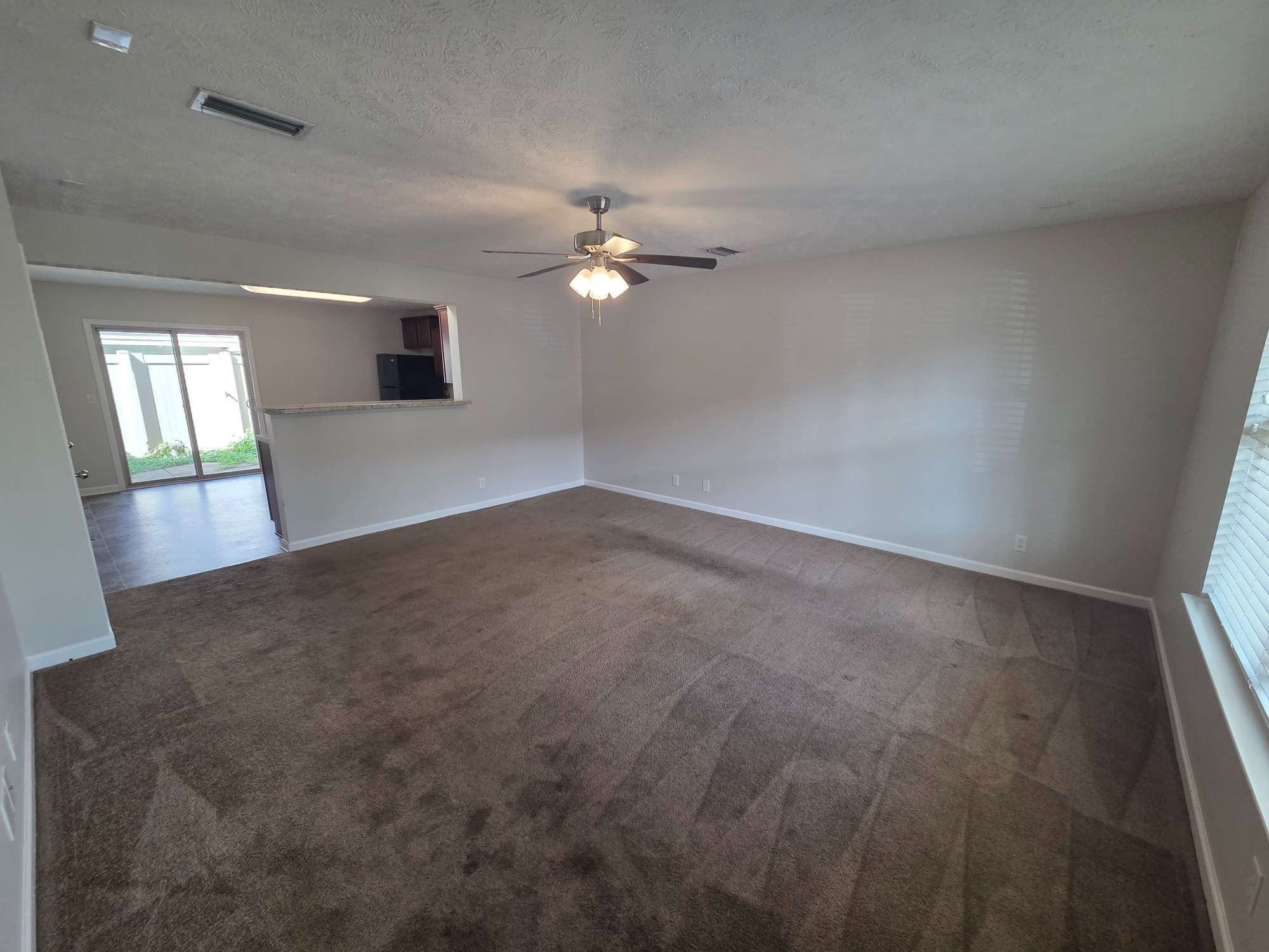4130 War Emblem Ln