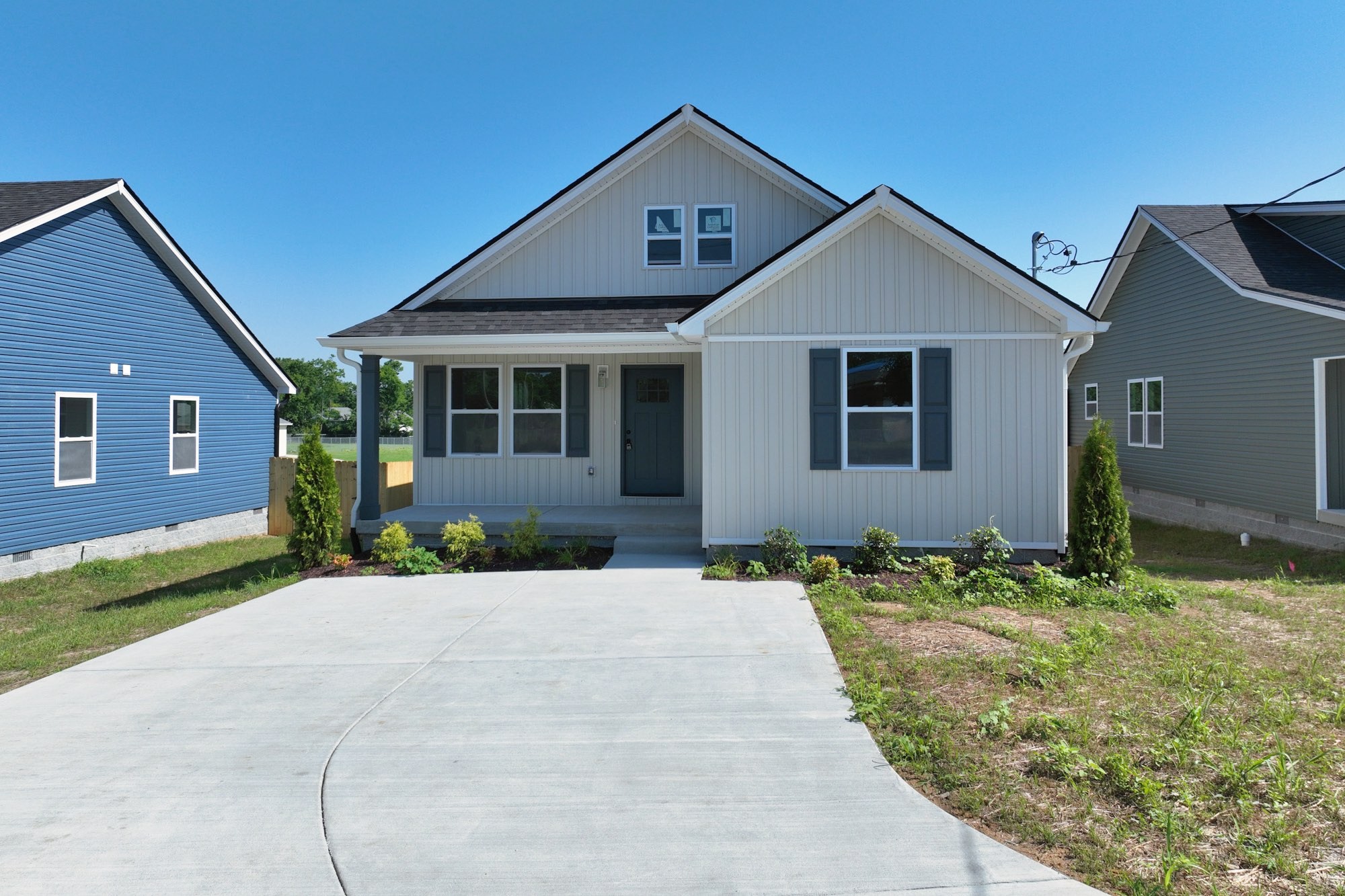 1142 Snow Ave