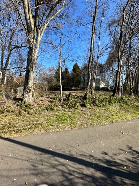 listing at 1002 Ozark St Sw, Nashville