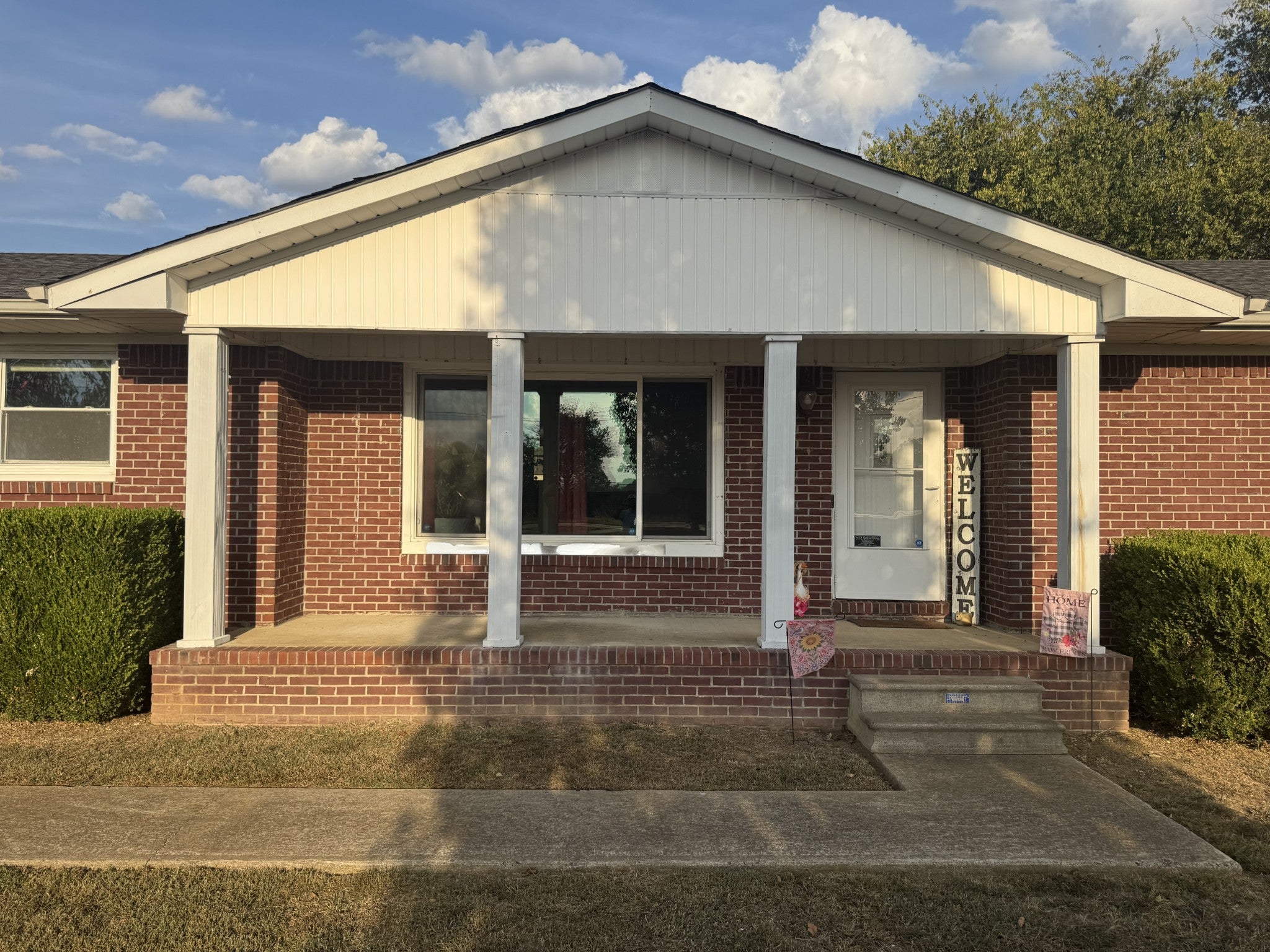 2908 Midland Rd