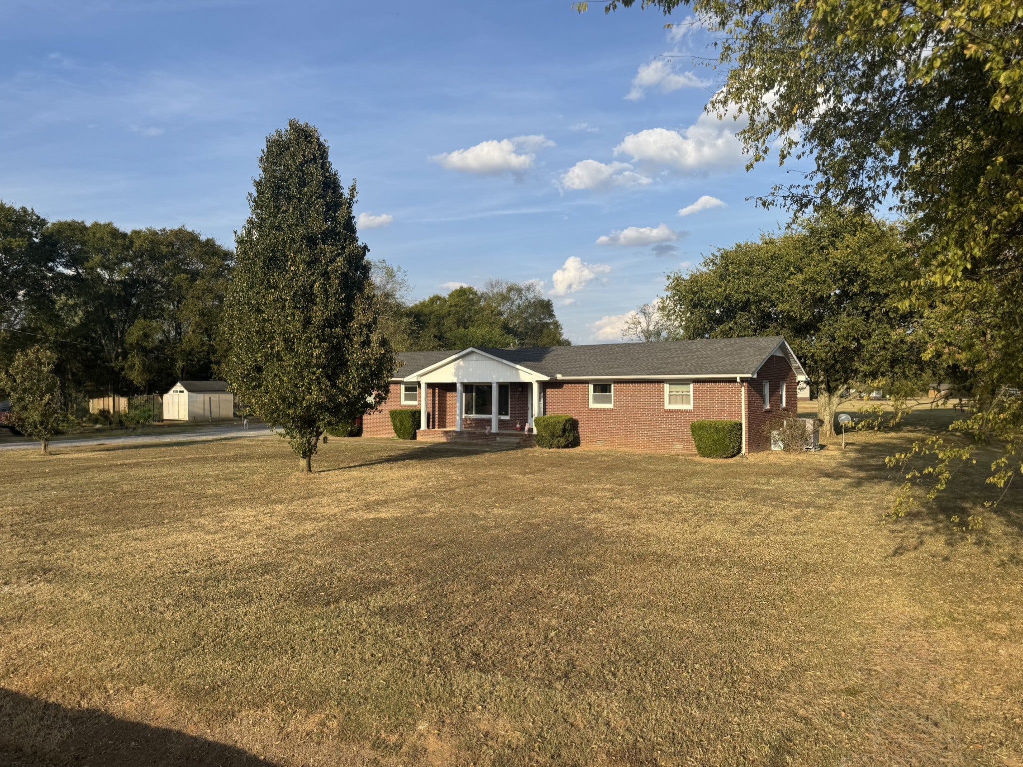 2908 Midland Rd