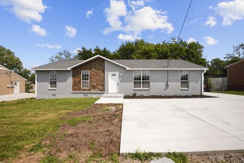 521 McMurray Dr Nashville TN 37211