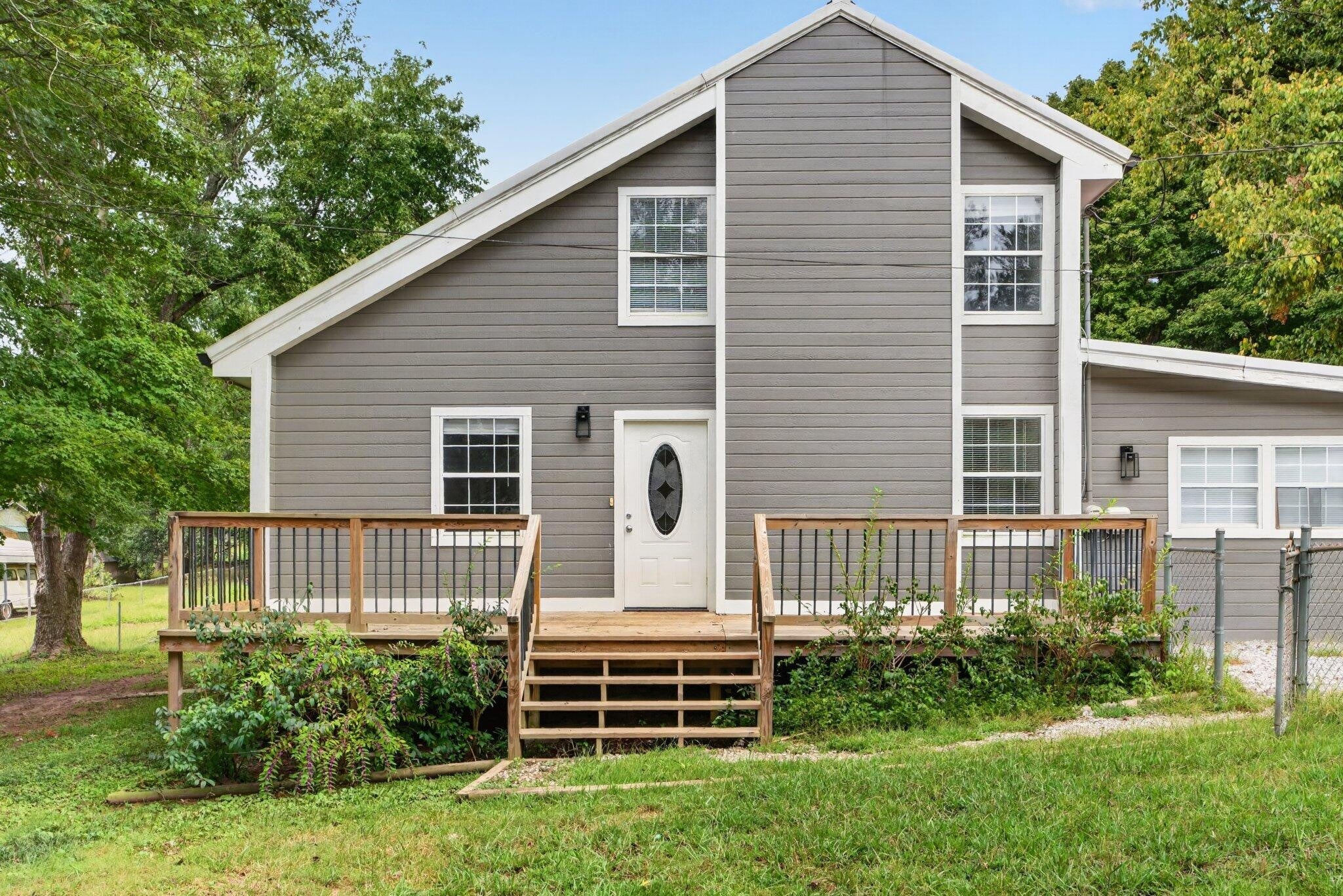 289 Diamond Circle