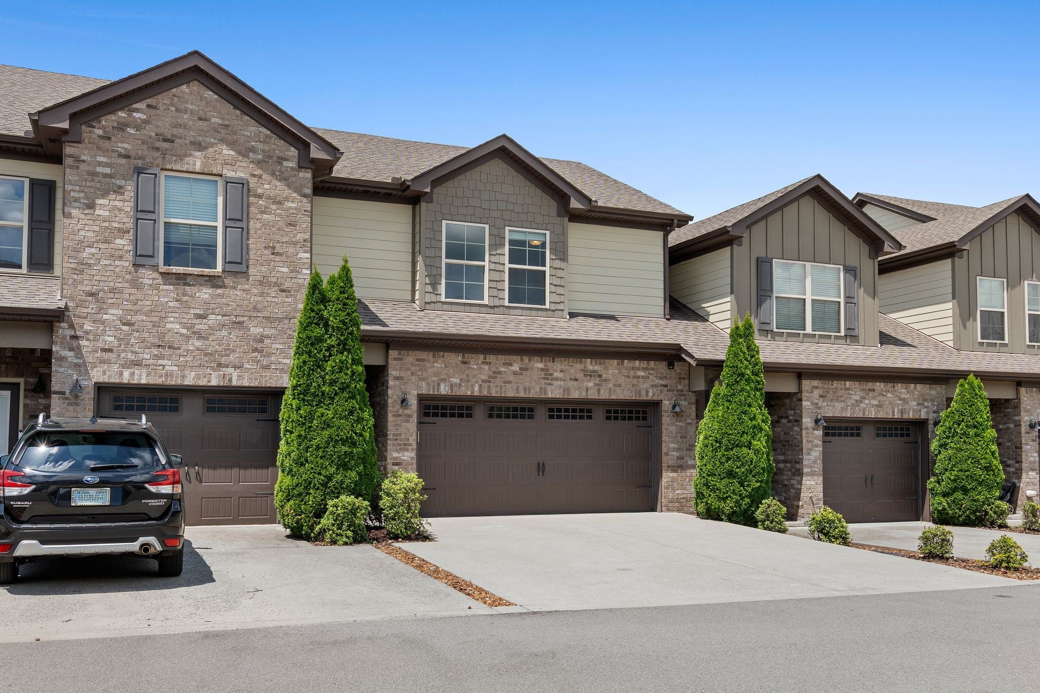 4114 Suntropic Lane