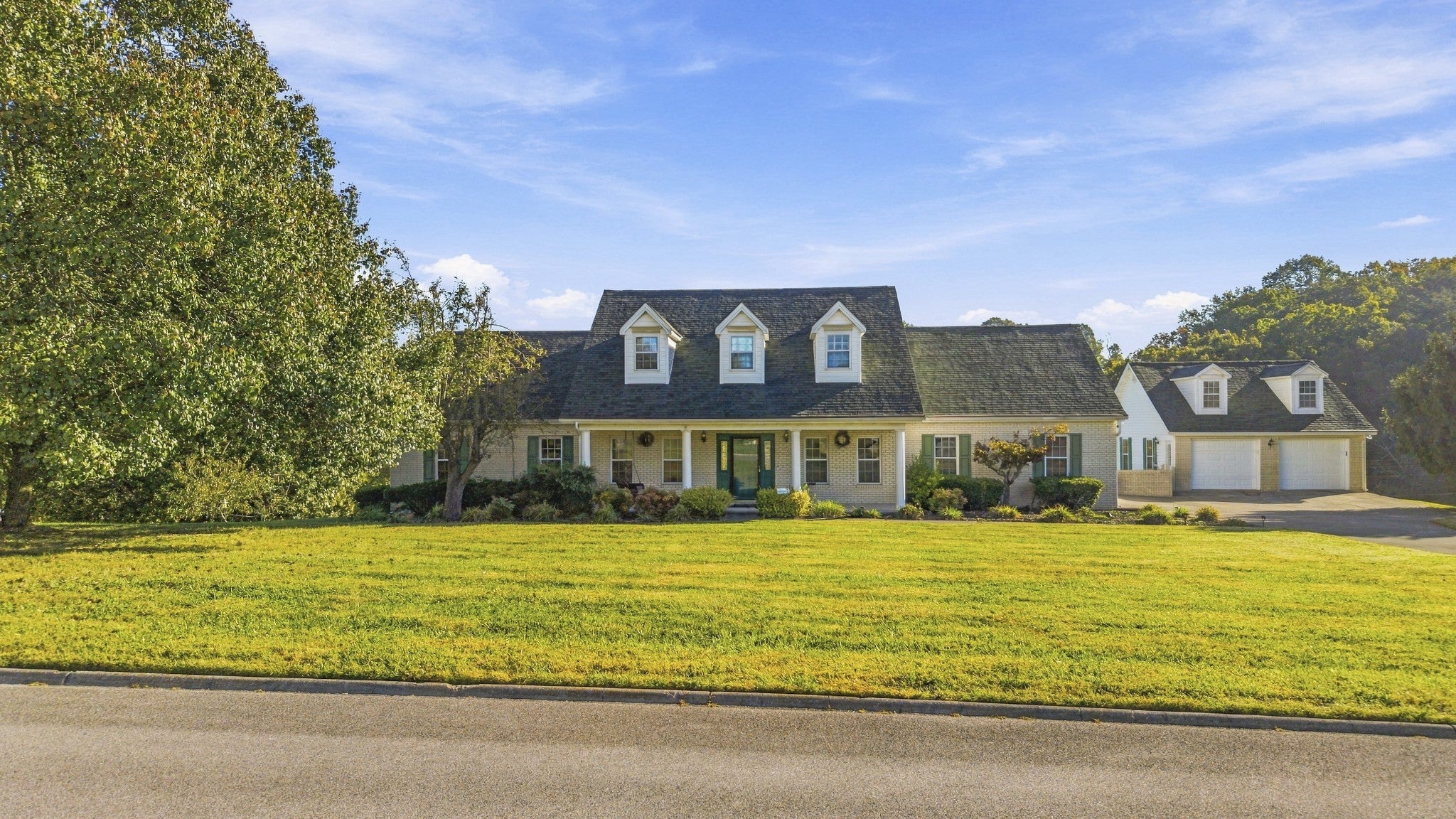 3040 Sugarwood Dr