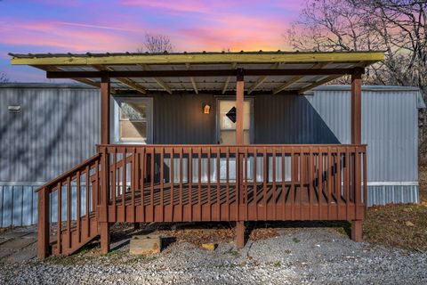 9412 Sugar Tree Dr, Bon Aqua, TN 37025 - MLS#: 2803203