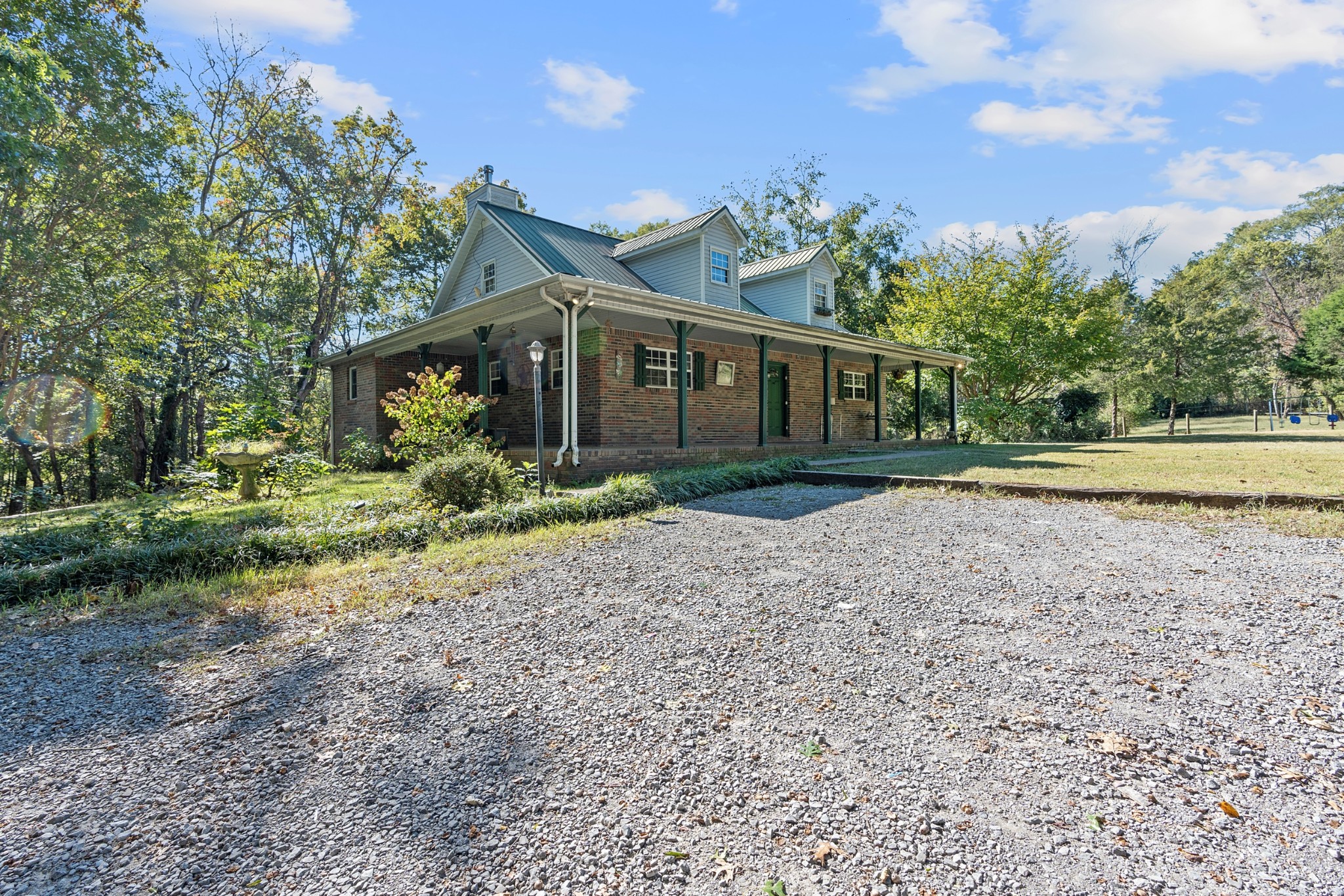 59 Grays Ln