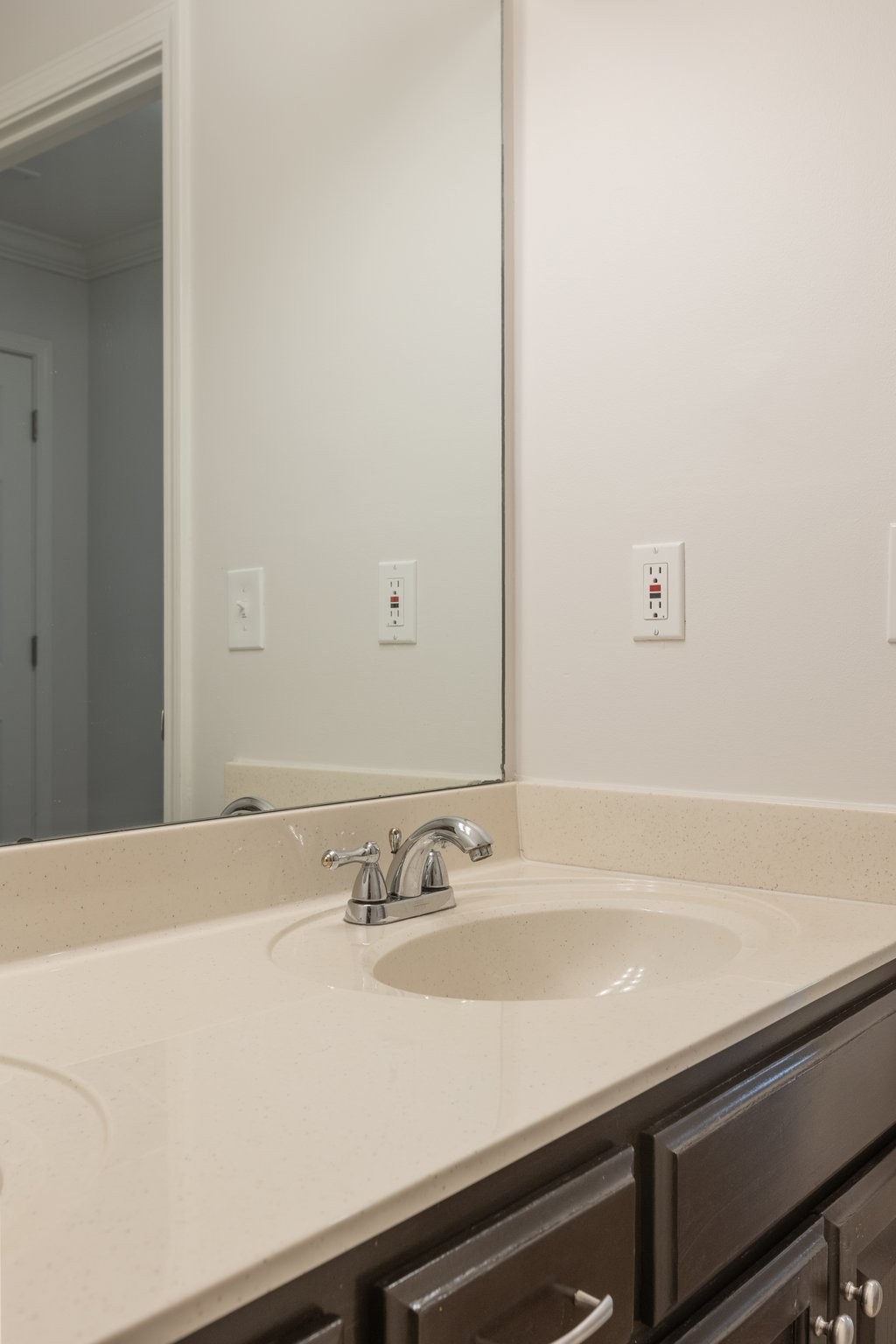 Brentwood, Tennessee 37027, United States, 3 Bedrooms Bedrooms, ,2 BathroomsBathrooms,Residential,Active,34523