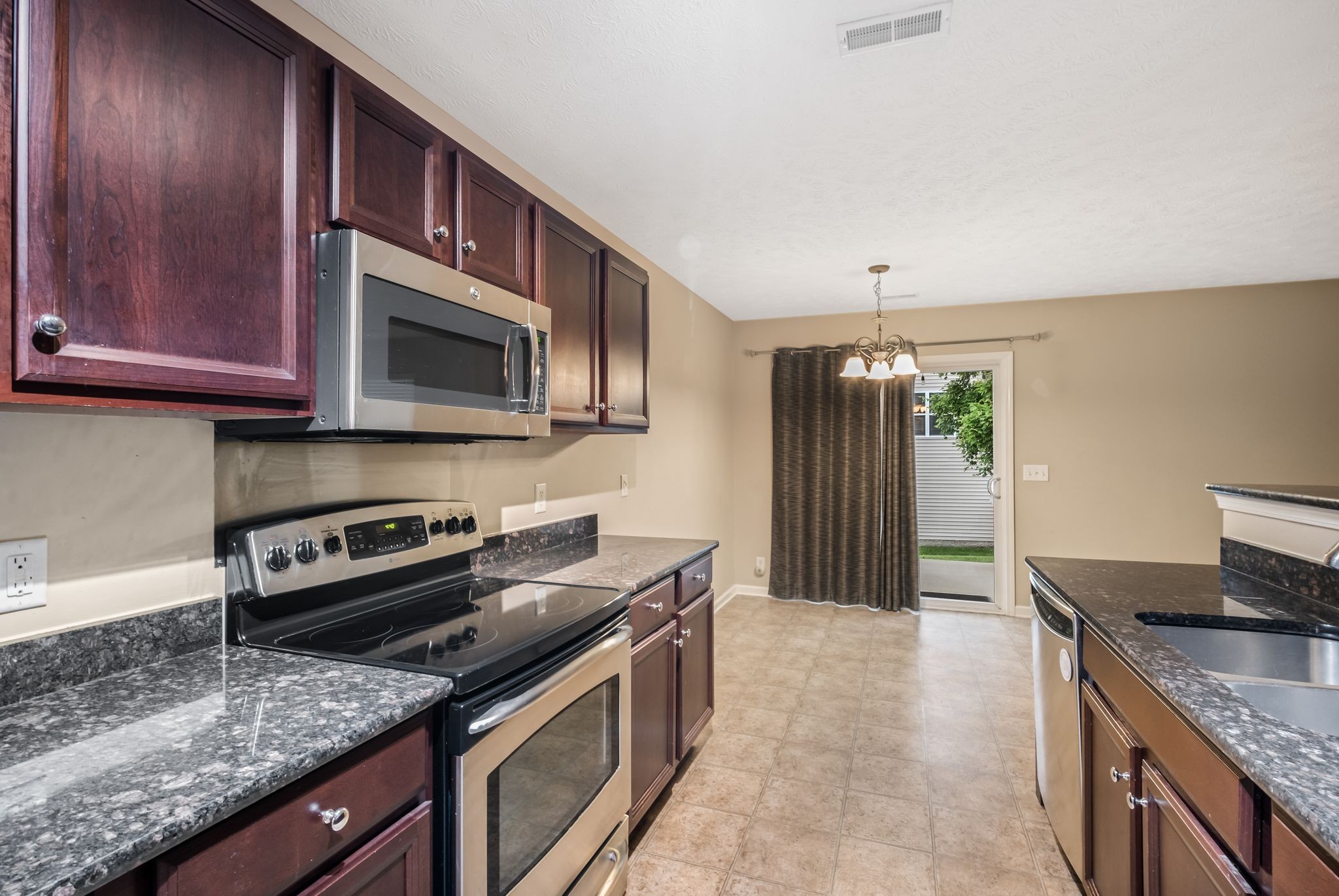 905 Arbor Springs Dr