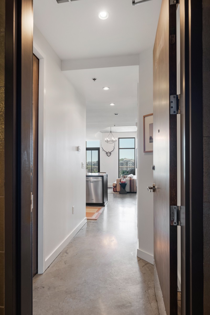 1510 Demonbreun St 701