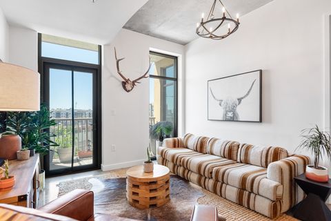 Photo of 1510 Demonbreun St #701, Nashville, TN 37203 (MLS # 2891458)