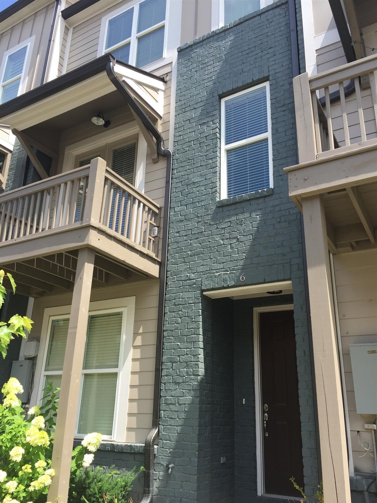 1815 Ridley Blvd 6
