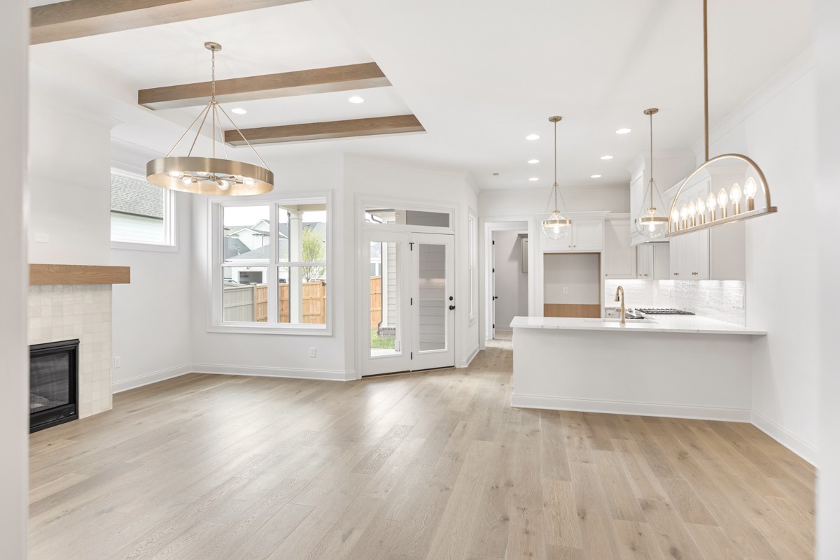 3132 Long Branch Cir