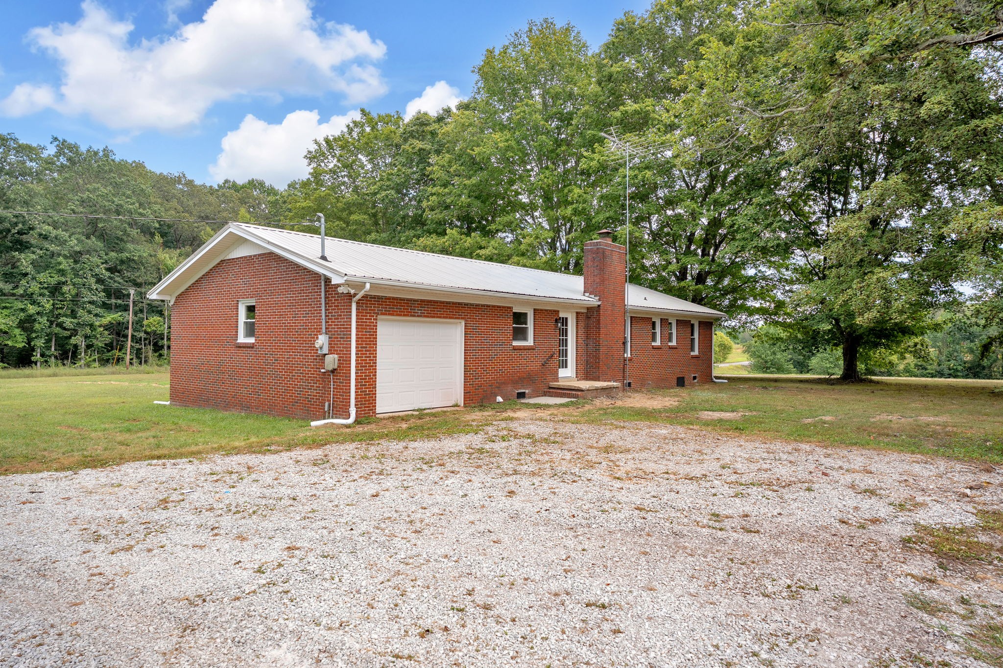 1934 Miller Crossroads Rd