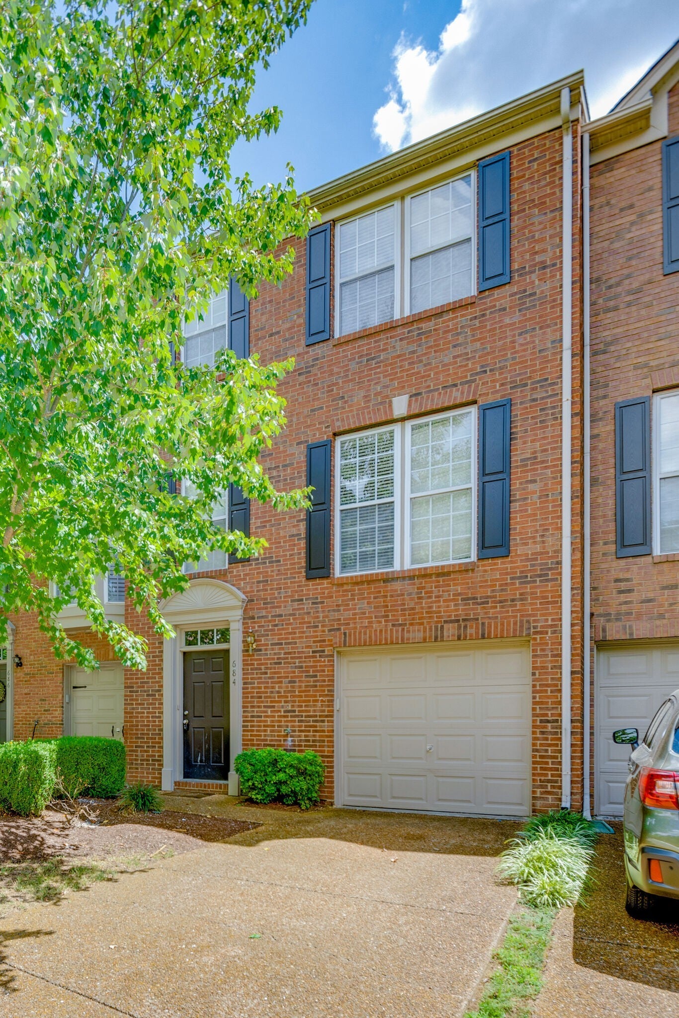 684 Huffine Manor Cir