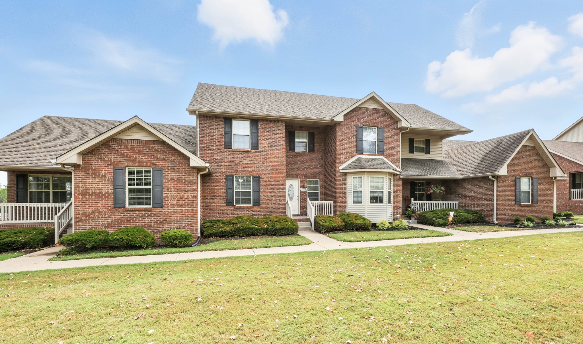135 Excell Rd 102
