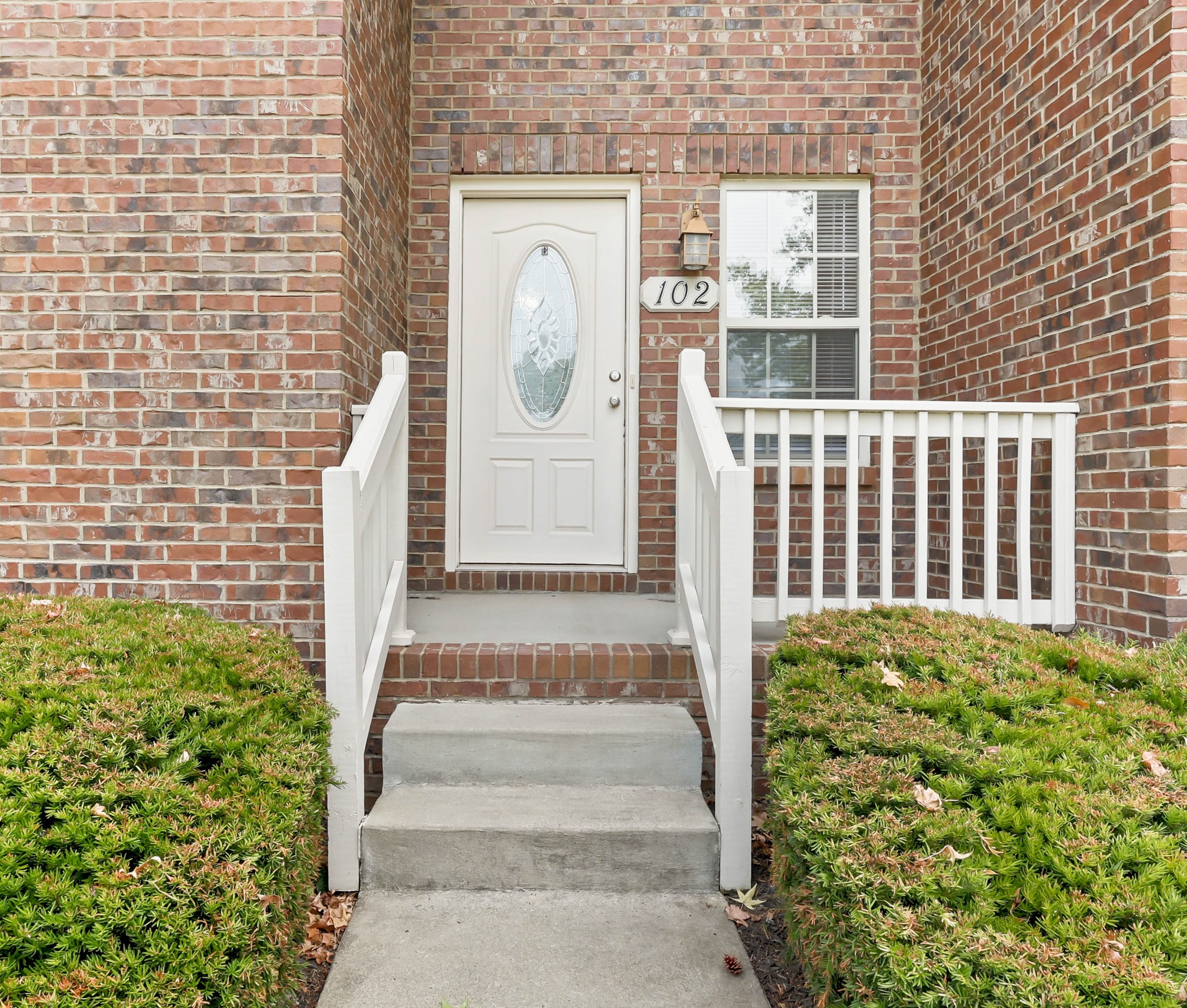 135 Excell Rd 102