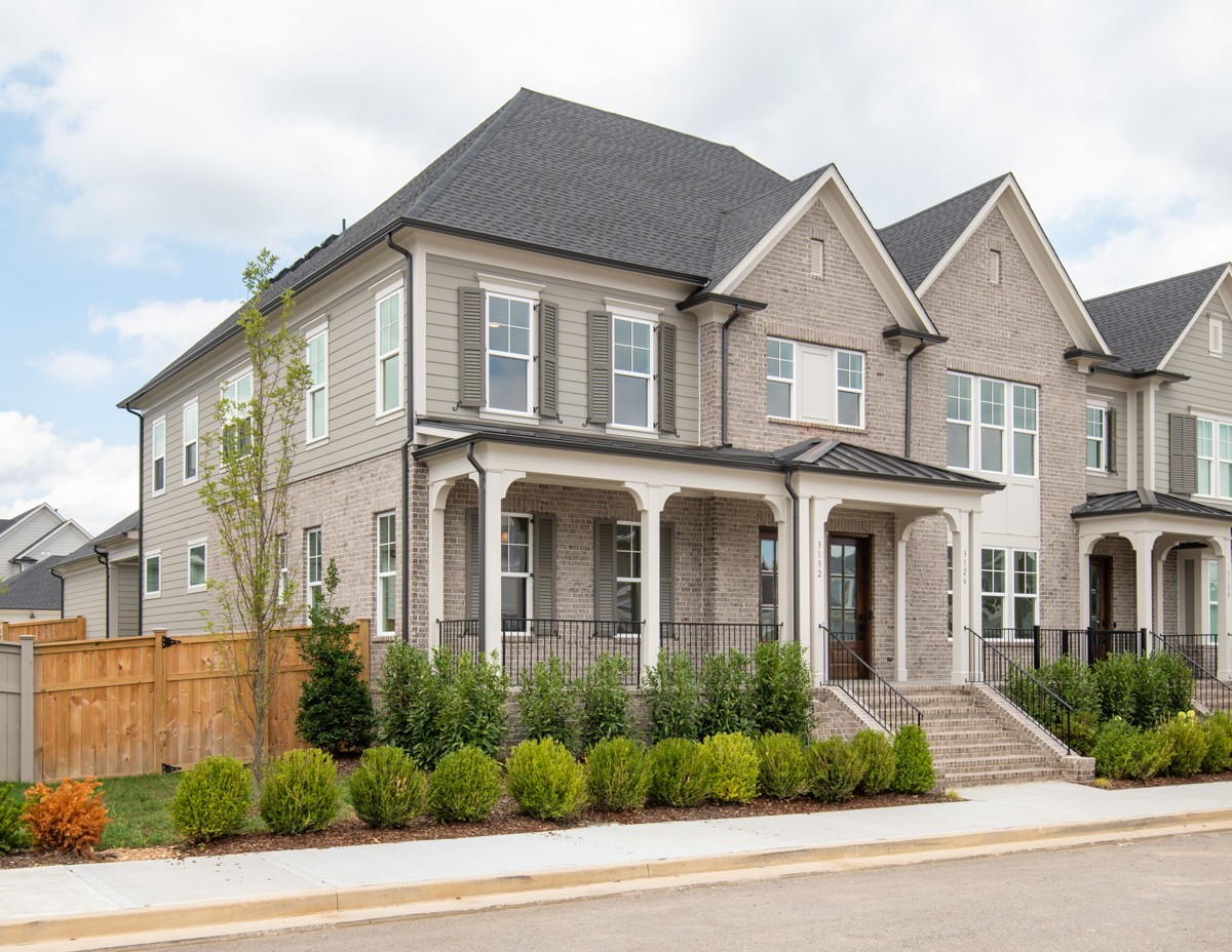 3126 Long Branch Circle