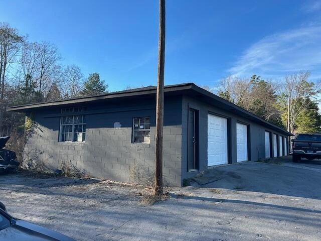 1490 Spring Place Road SE