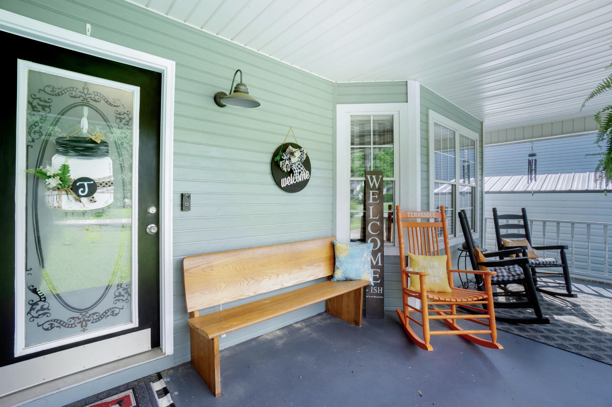 8202 Iris Road