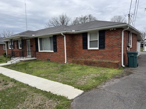 Photo of 207 Elmwood Dr, Lebanon, TN 37087 (MLS # 3191410)