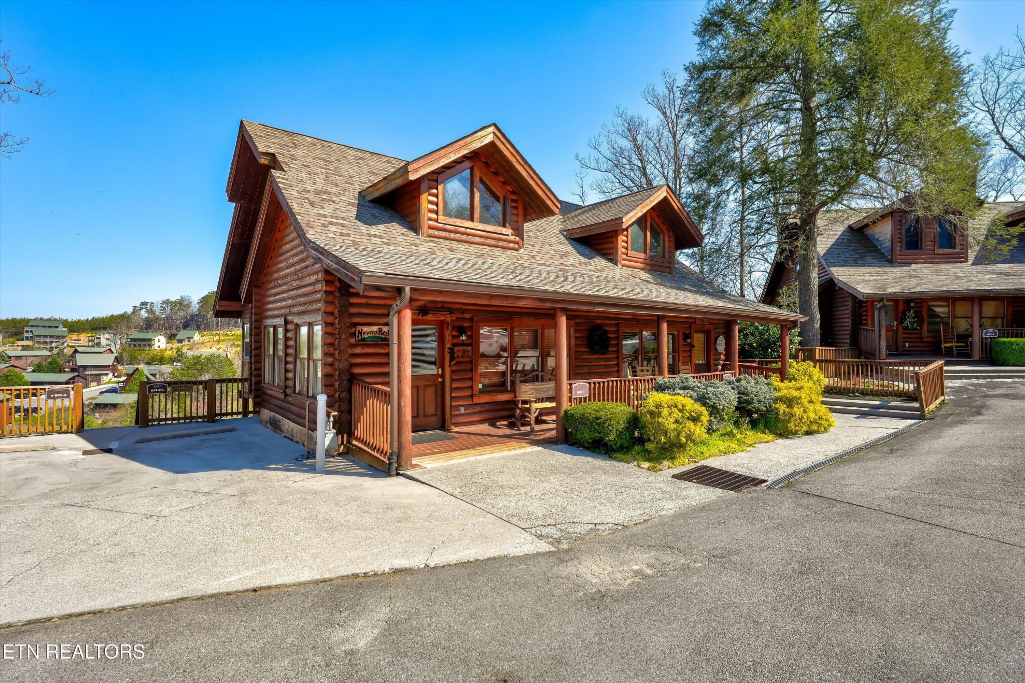 849 Golf View Blvd