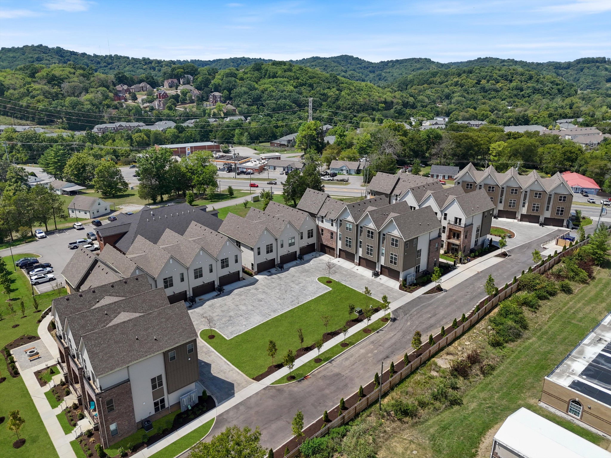 Photo 38 of 48 of 7341 Charlotte Pike 101 townhome