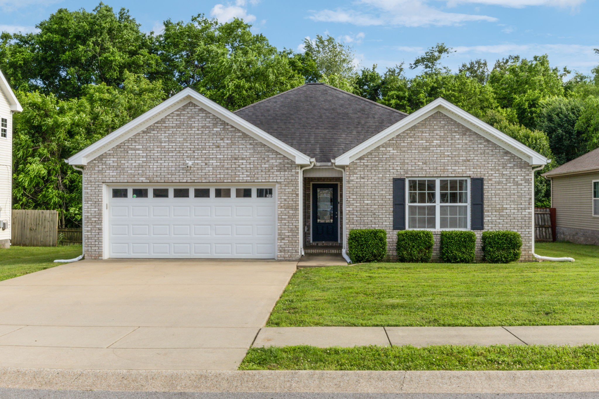 215 Azalea Dr