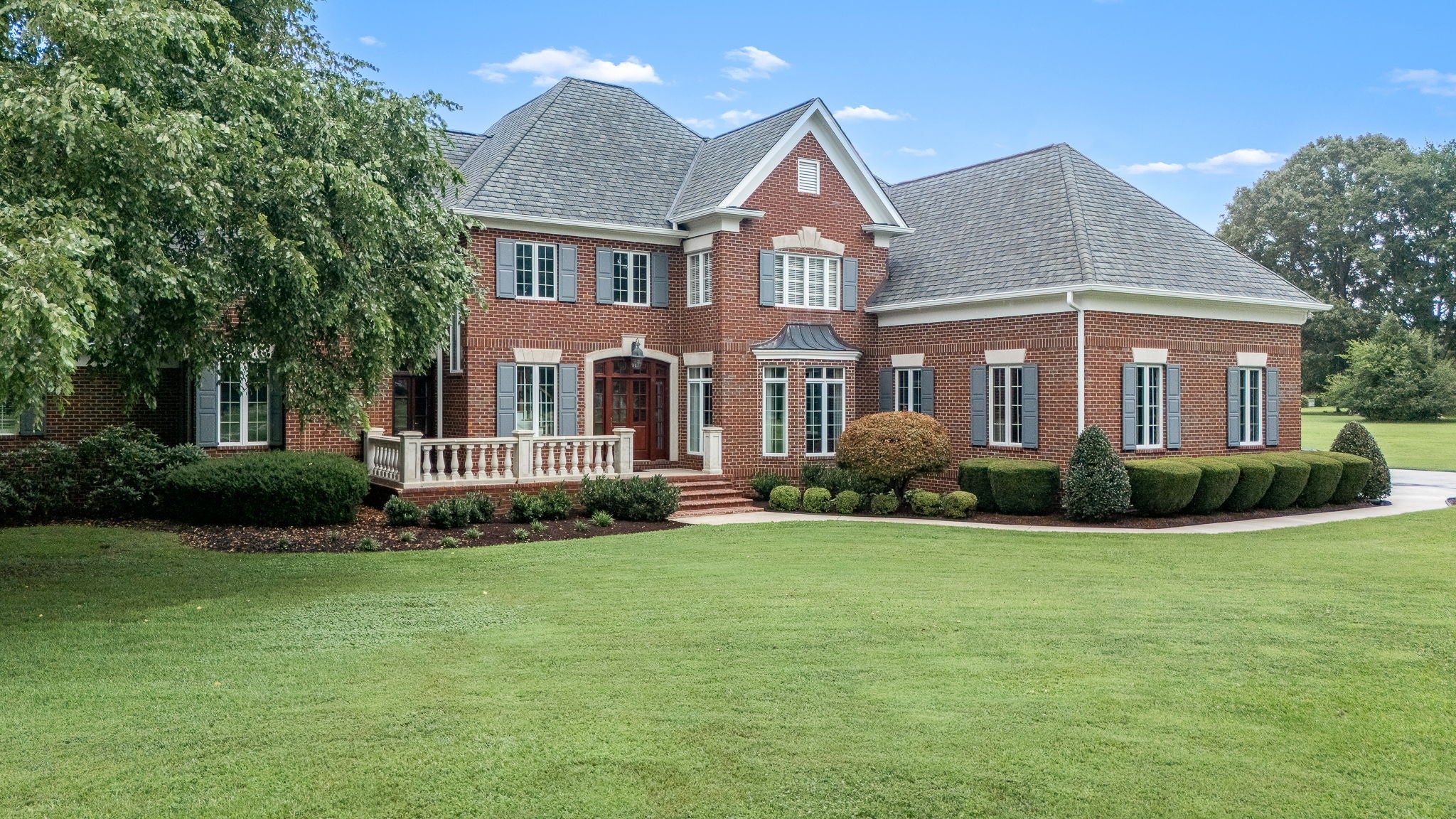 100 Kings Ln