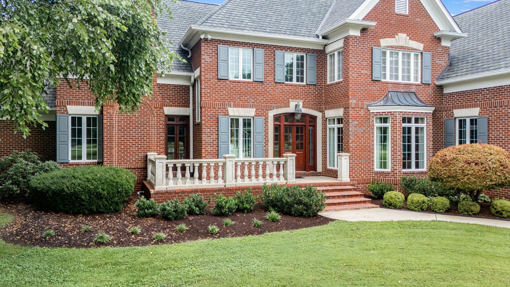 100 Kings Ln