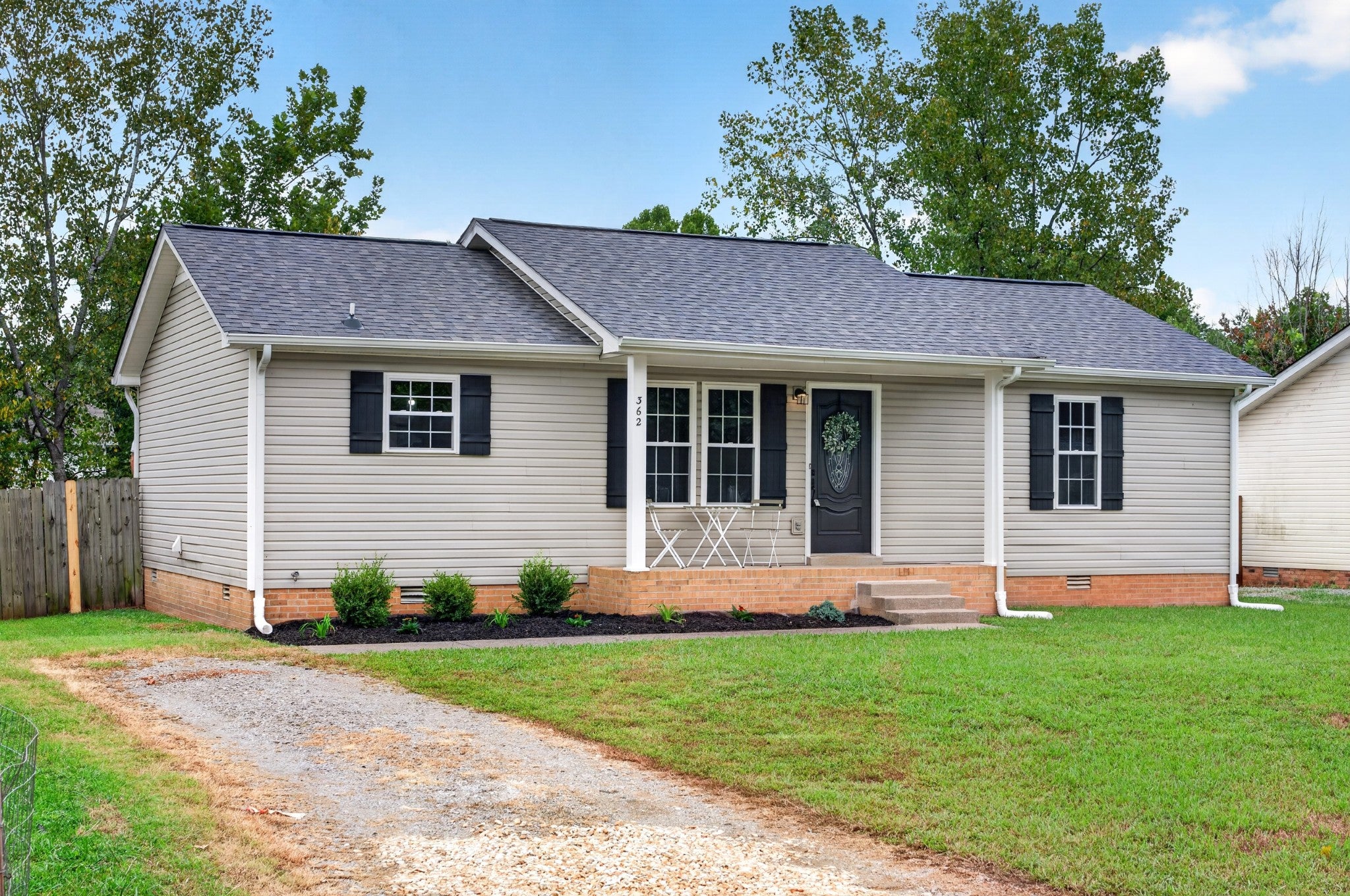 362 Lafayette Point Cir