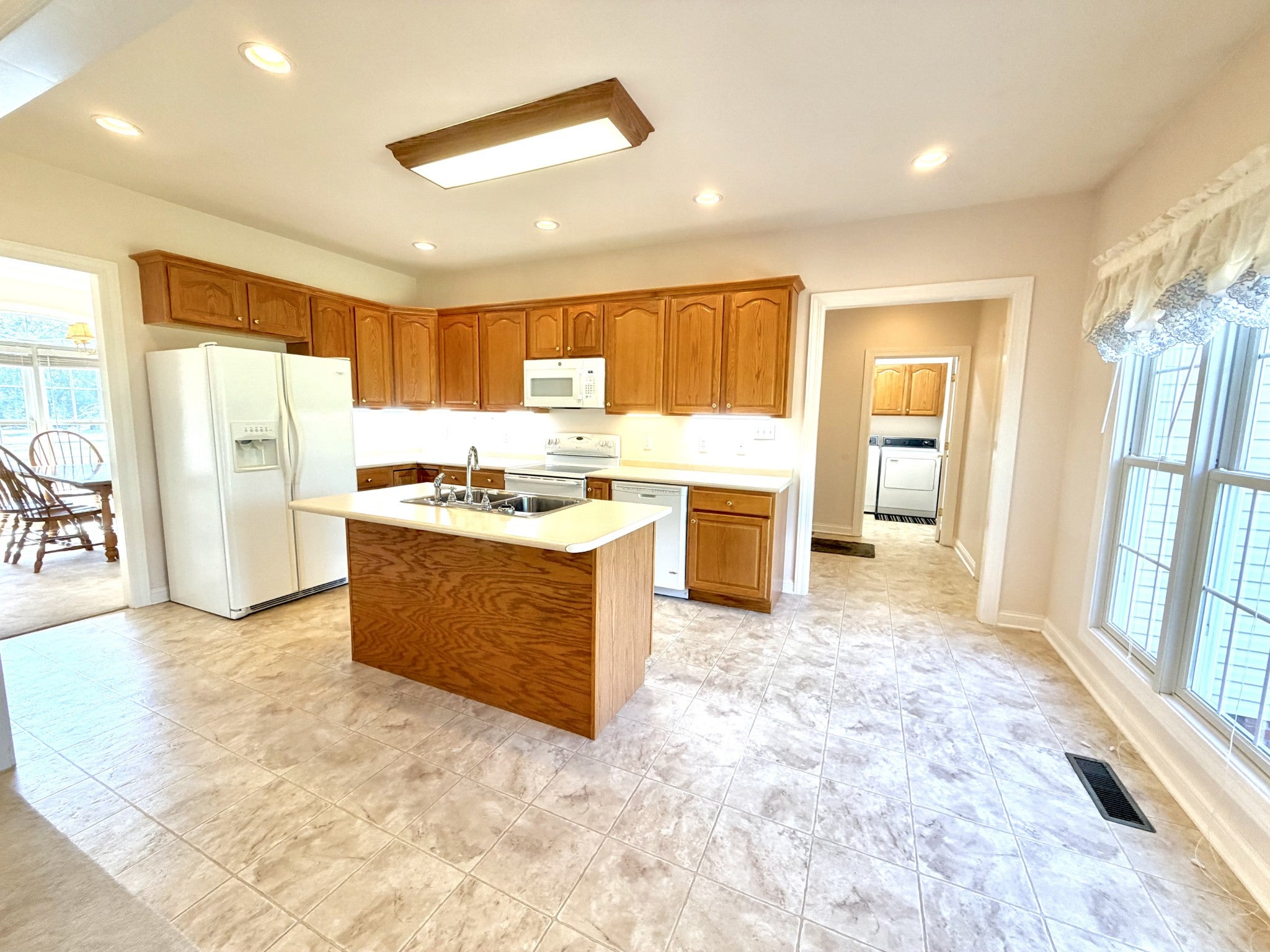 4893 Orten Dr