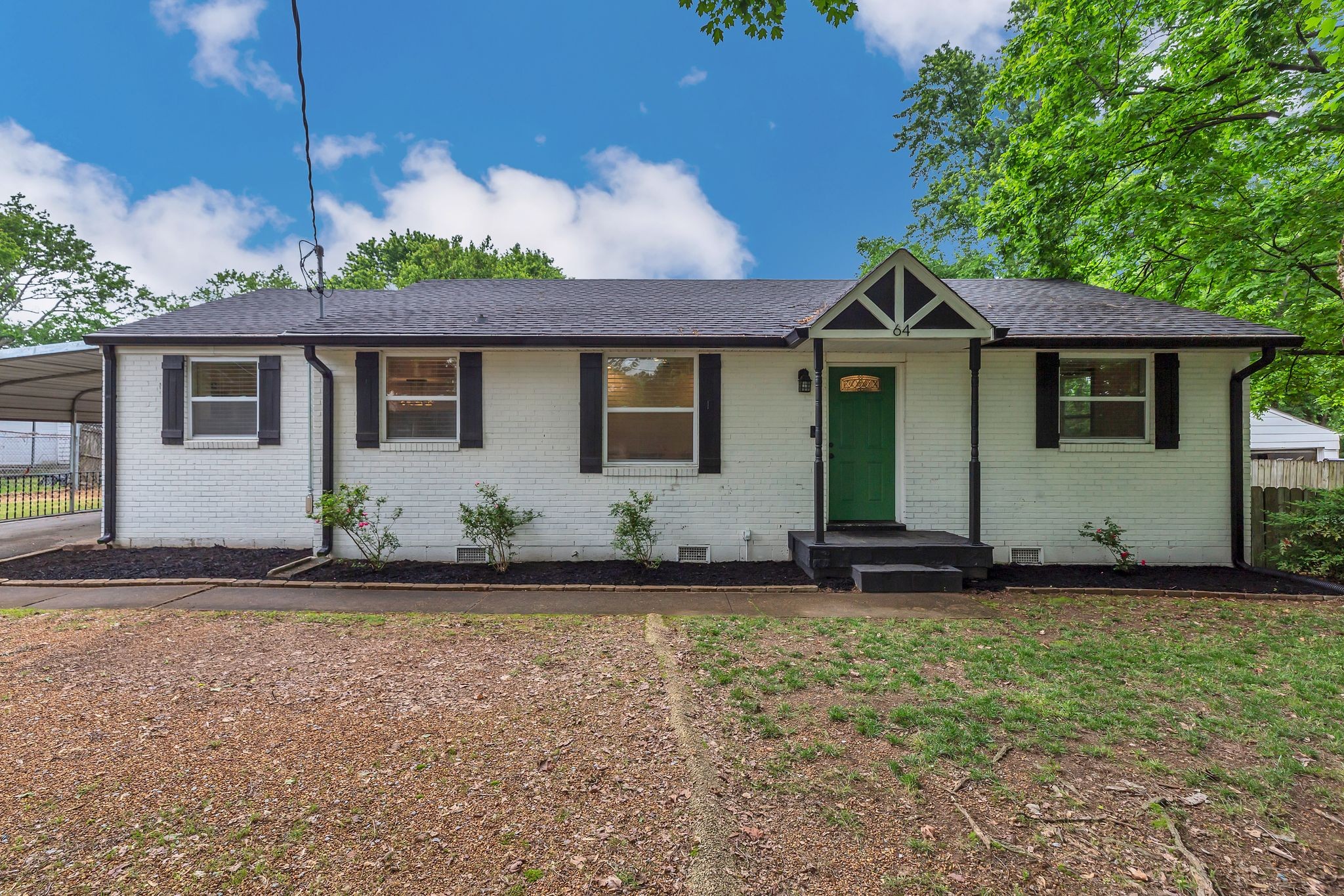 64 Lyle Ln