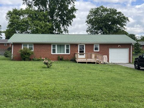 350 Lagoon Dr McMinnville TN 37110