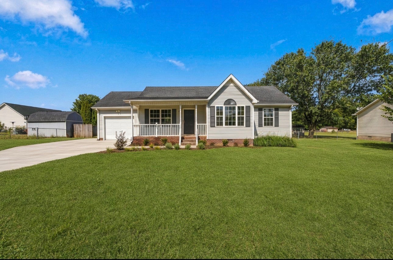 1023 E Jefferson Pike