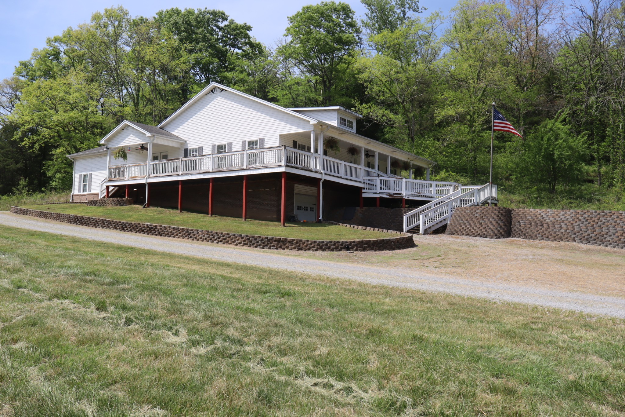 341 Pumpkin Hollow Rd