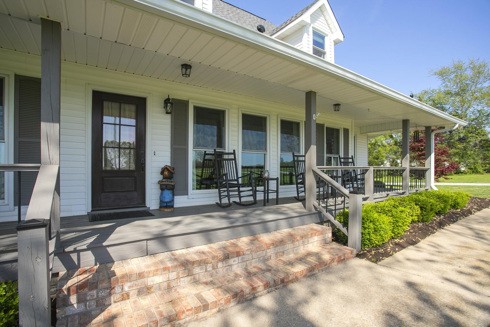 1043 Shelton Rd