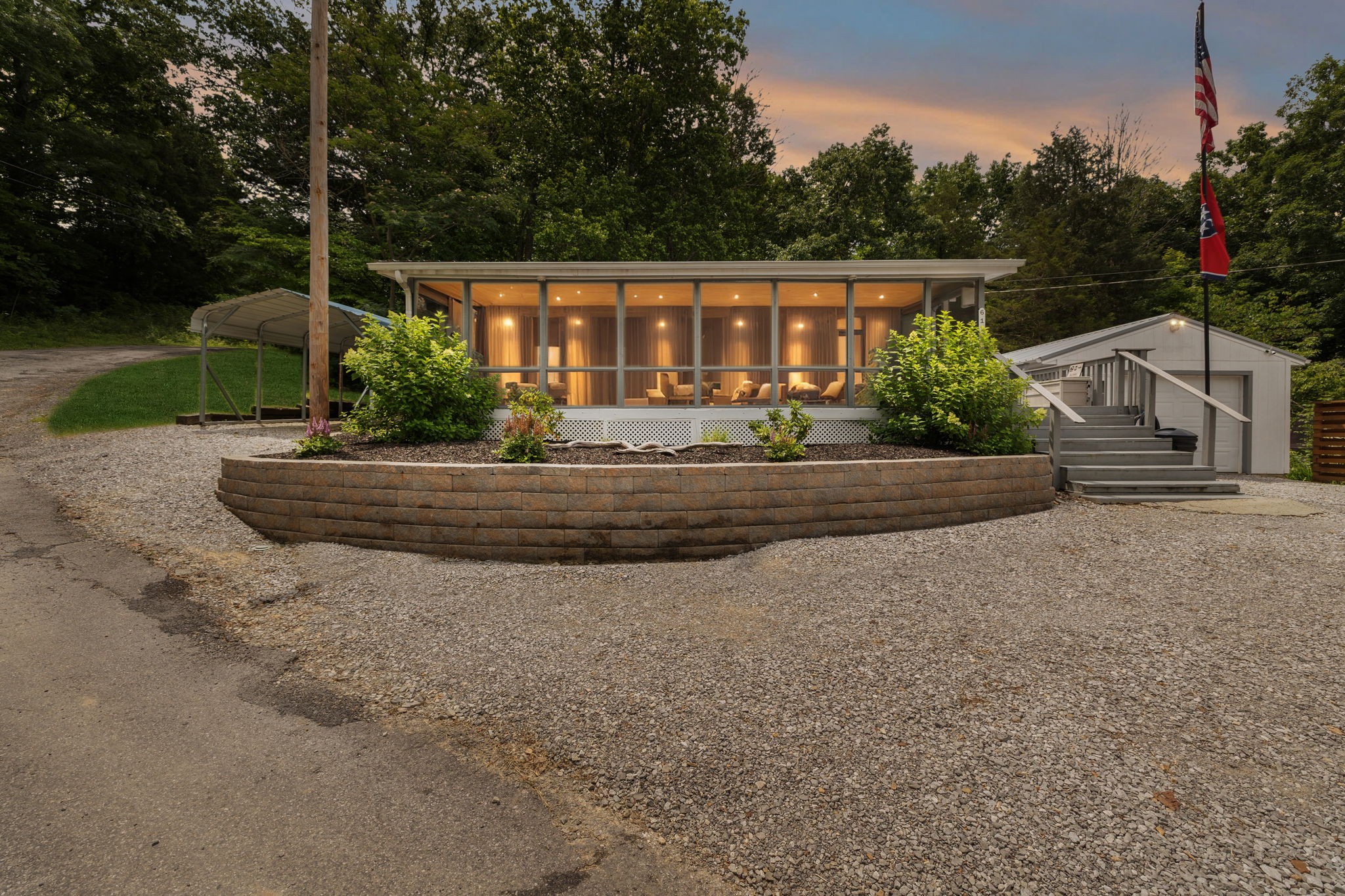 617 Still Point Rd