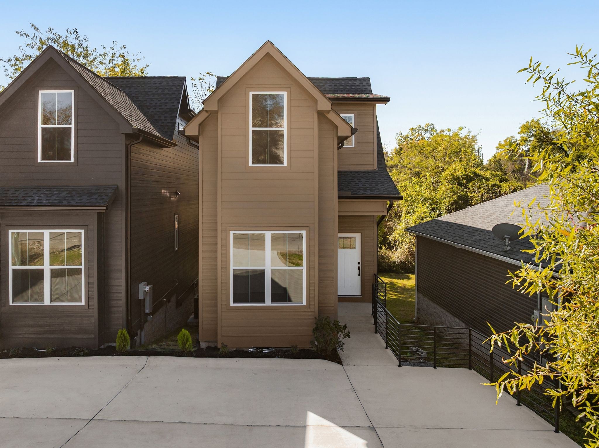 320B Flora Maxwell Rd