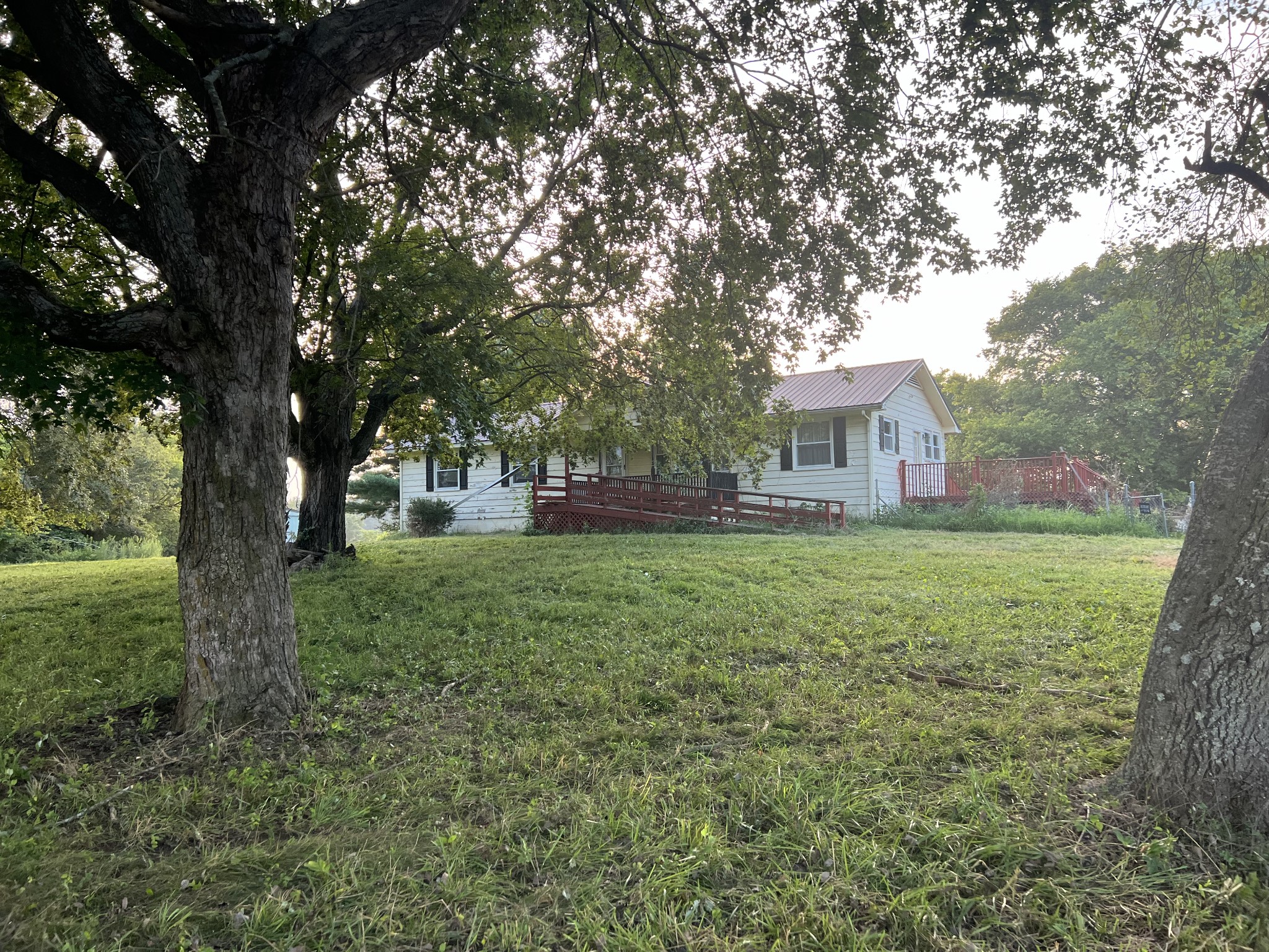 7569 Greenwood Rd