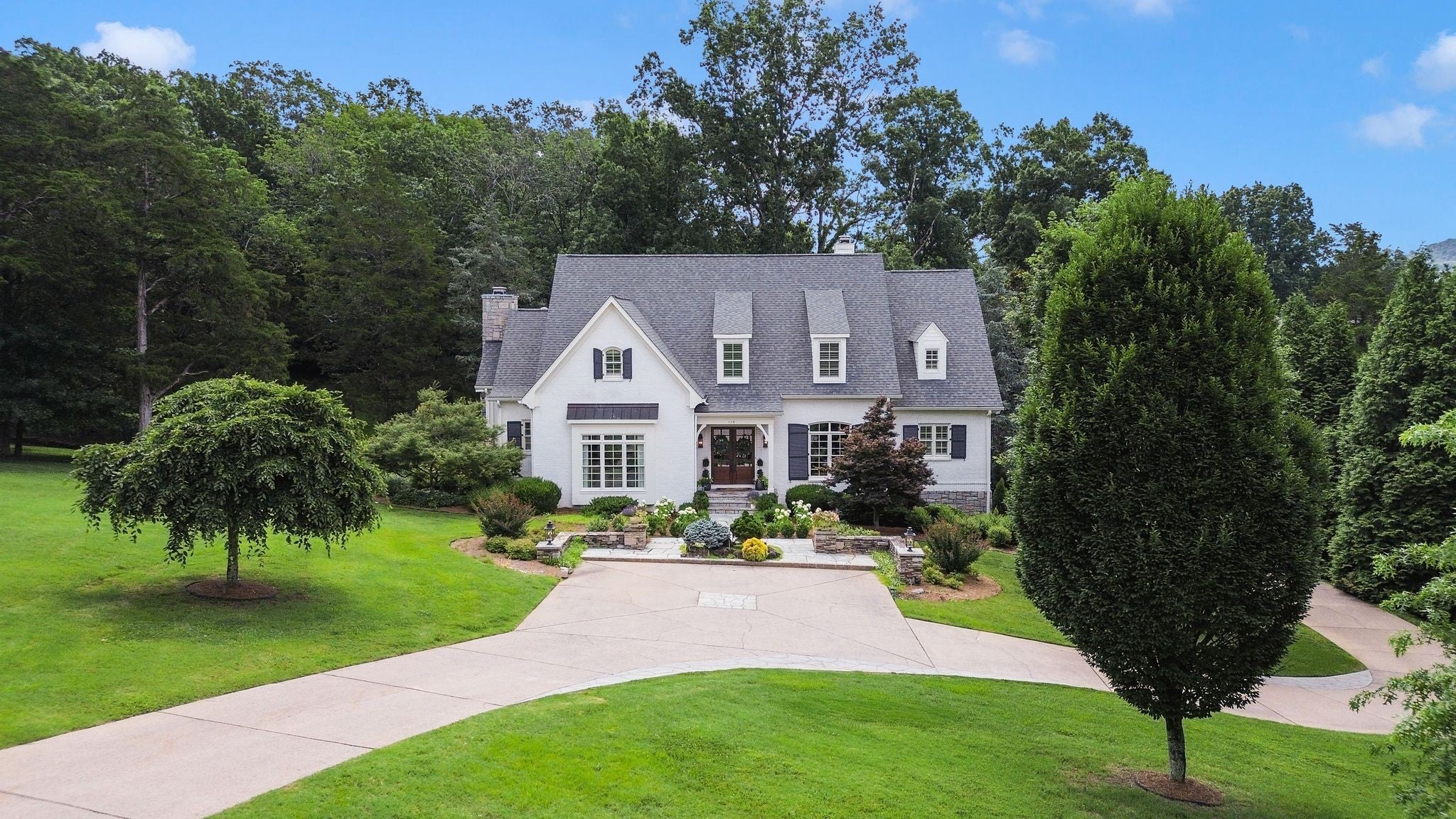 5-bed home for rent in Brentwood, TN 37027, 110 Balleroy Dr 110 Balleroy Dr, Brentwood TN 37027 5-bed home, photo 3 of 60