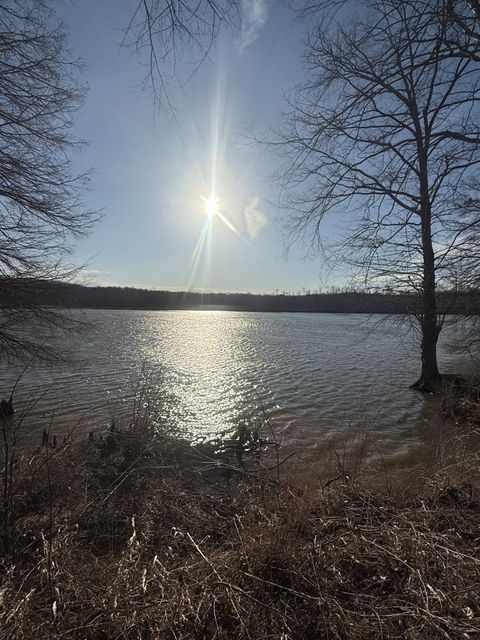 Photo of 415 Hardin Bottom Rd, Clifton, TN 38425 (MLS # 3168372)